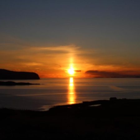 An Cala Beag Self Catering Apartment On The Waternish Peninsula Hallin Exterior foto